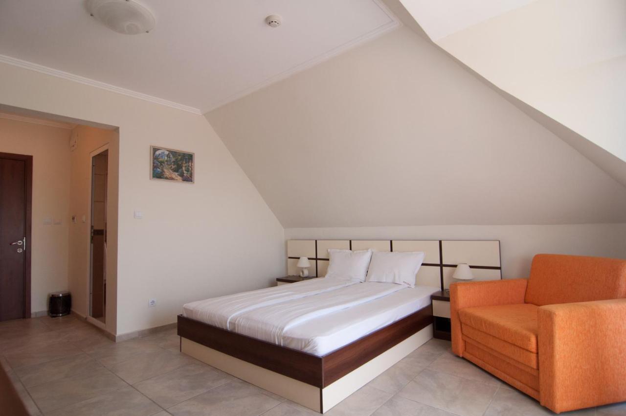 Guest House Hiora アフトポル エクステリア 写真