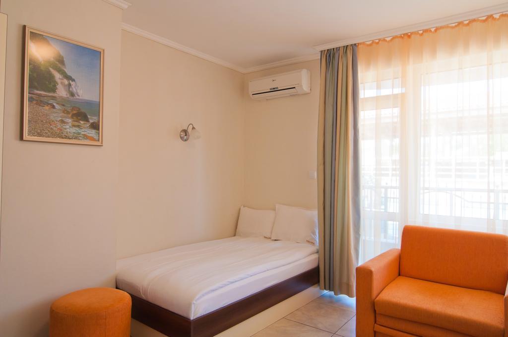 Guest House Hiora アフトポル エクステリア 写真